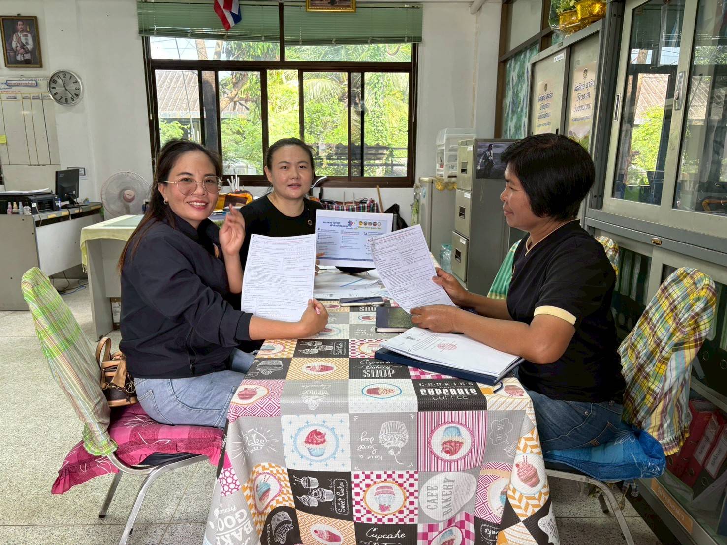 พช.แวงใหญ่ : ประชาสัมพันธ์เชิญชวนเข้าร่วมโครงการ "คนละครึ่งพลัส"