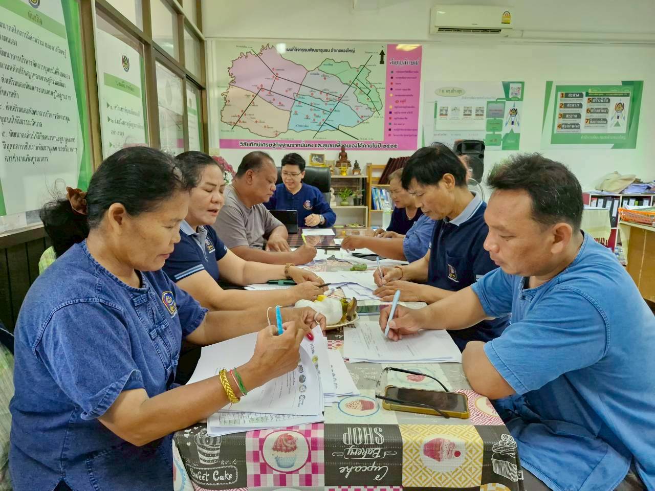 🤝 พช.แวงใหญ่ : ประชุมผู้นำอาสาพัฒนาชุมชน (ผู้นำ อช.) ไตรมาส 2/2569