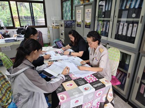 📬 พช.แวงใหญ่ :  ประชุมเจ้าหน้าที่พัฒนาชุมชน ครั้งที่ 10/2568